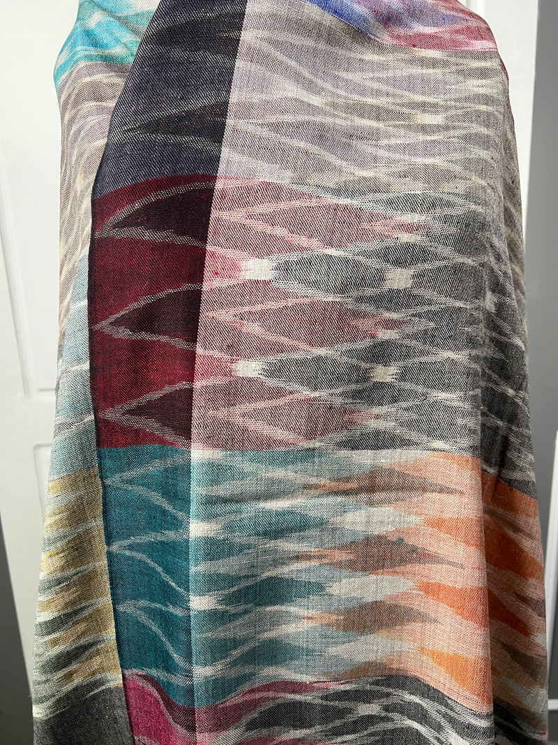 Pashmina Stoles - Weaving